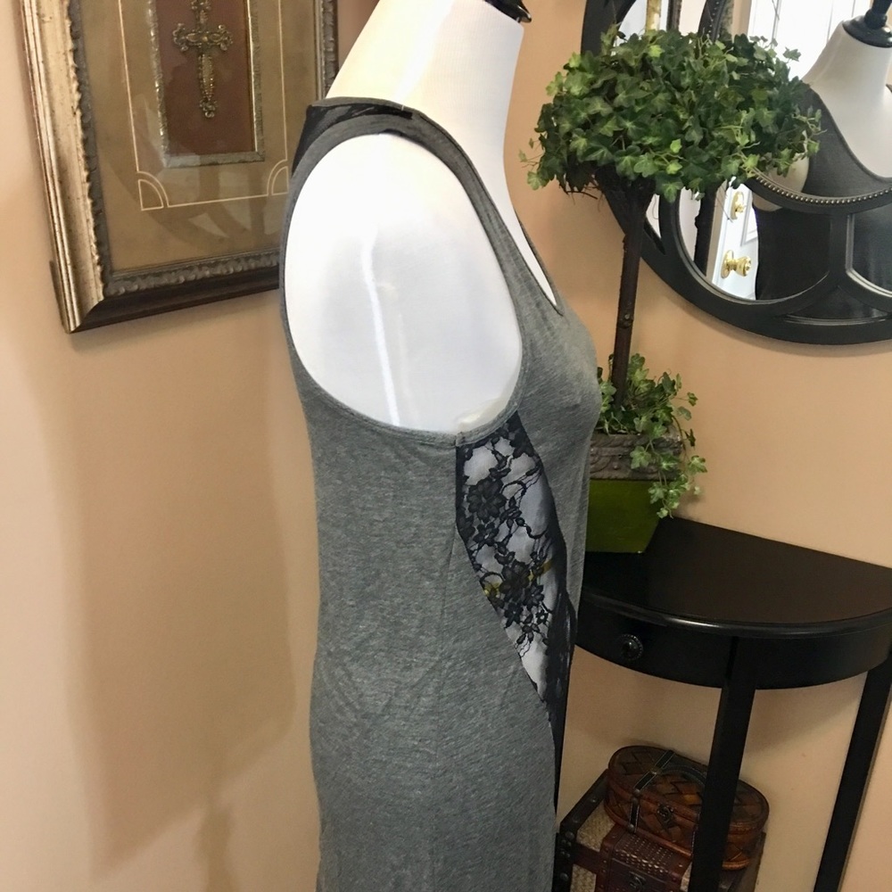 Tank Top - Picture 3 of 4